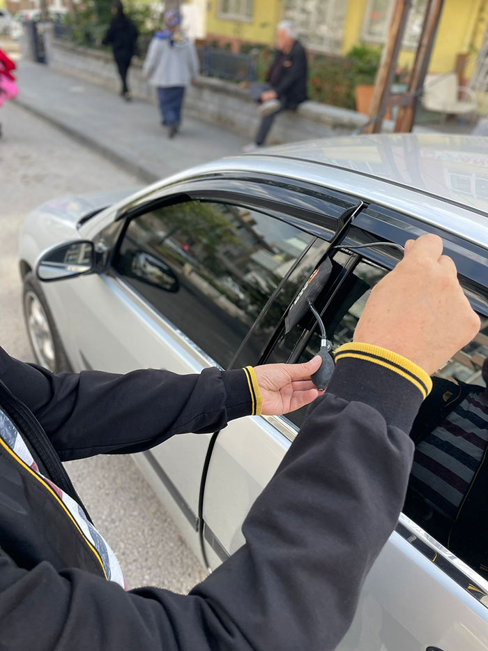 Bozova Oto Kilitçisi